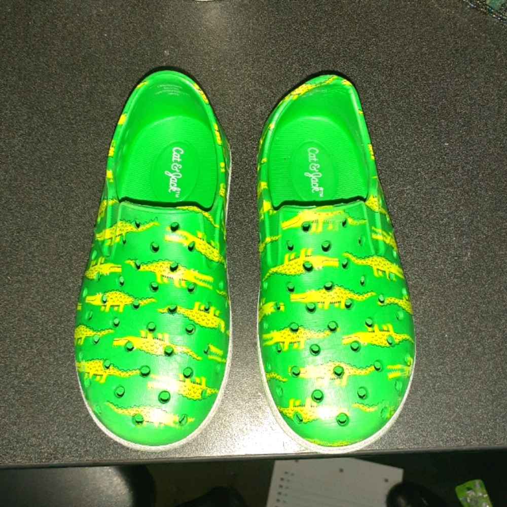 Toddler shoes